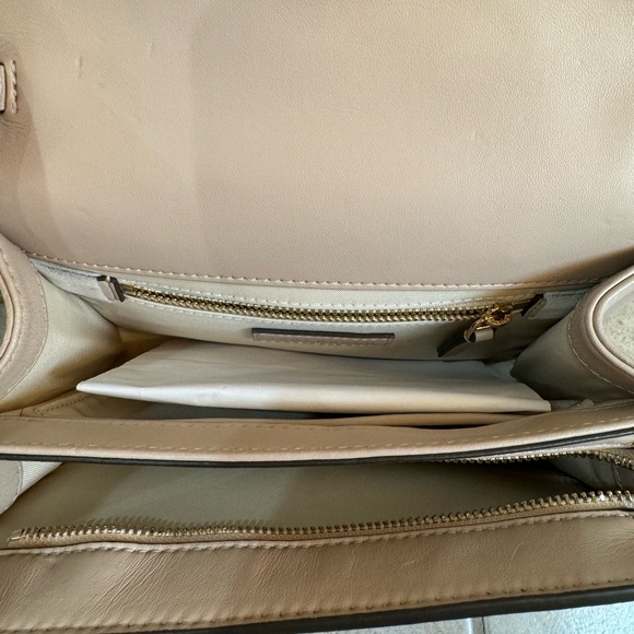 ❤️ Tory Burch Quilted Leather Crossbody Bag - Picture 9 of 9